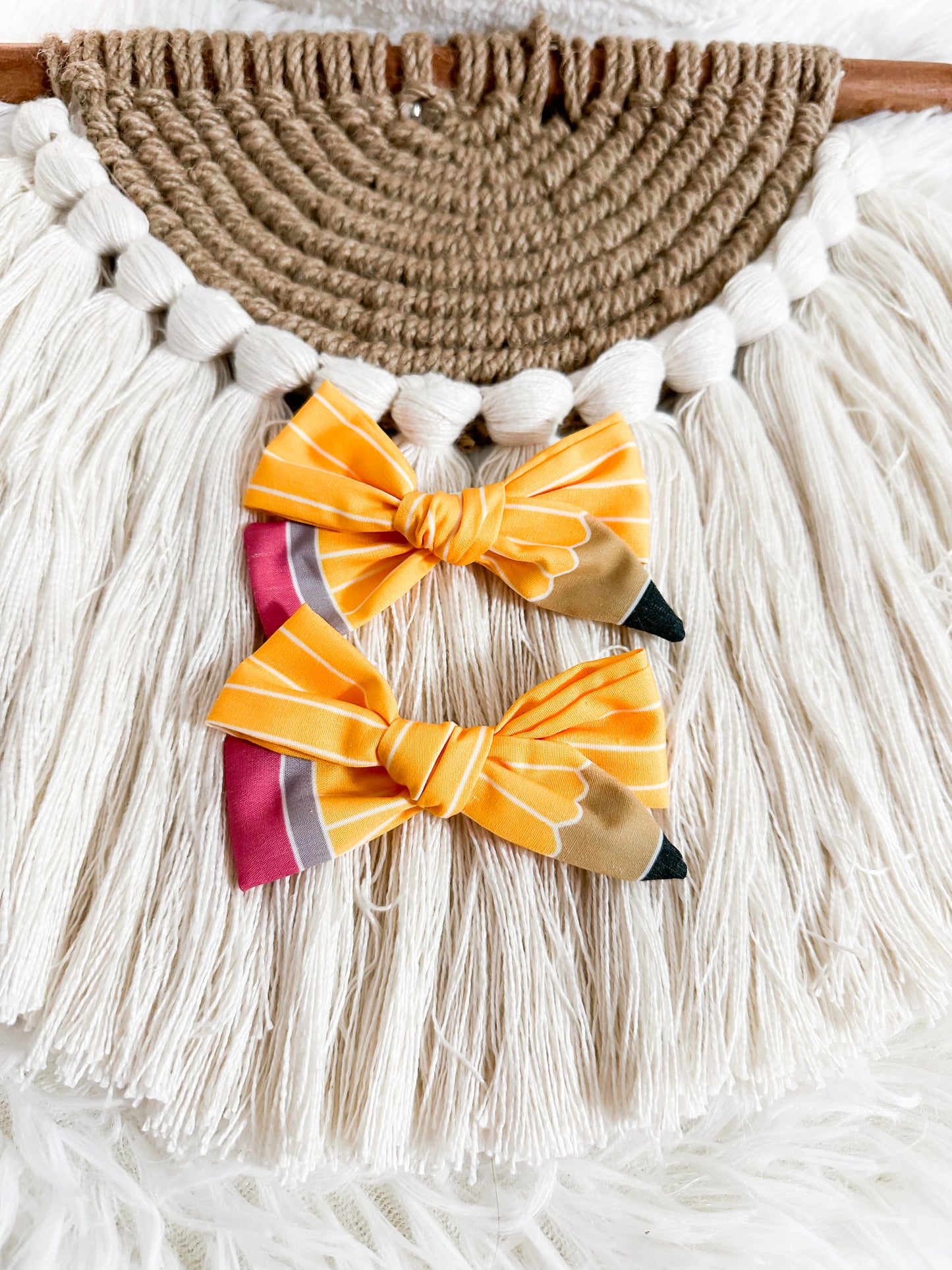 PENCIL BOWS