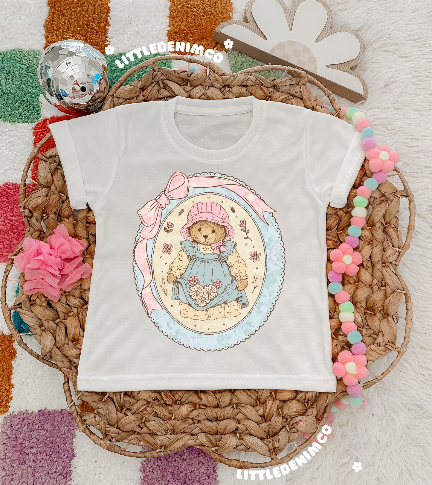 Vintagy bear frame